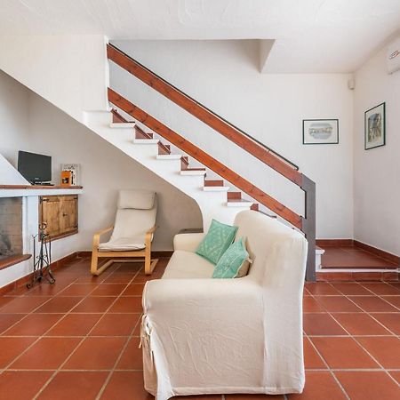 Damiano Holiday House Porto Columbu - Perd'E Sali Extérieur photo
