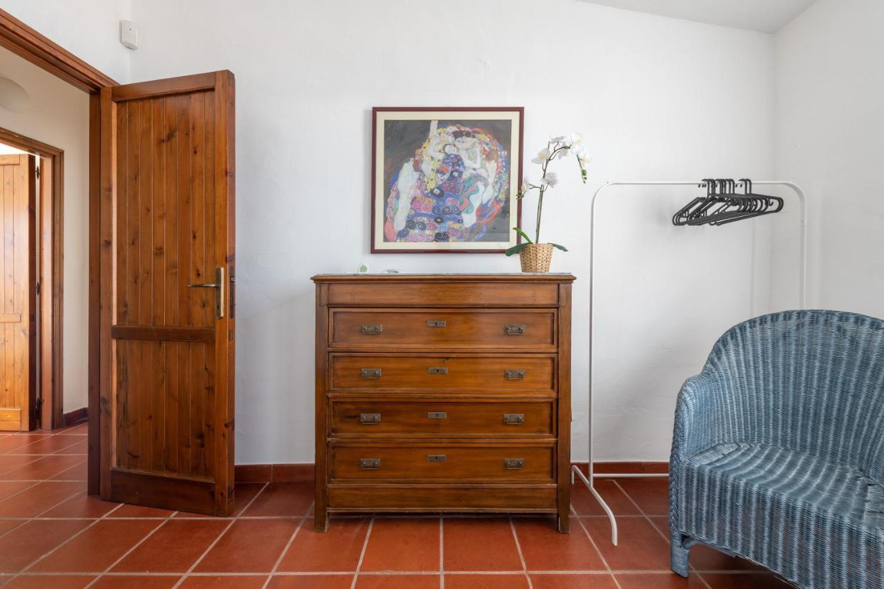 Damiano Holiday House Porto Columbu - Perd'E Sali Extérieur photo