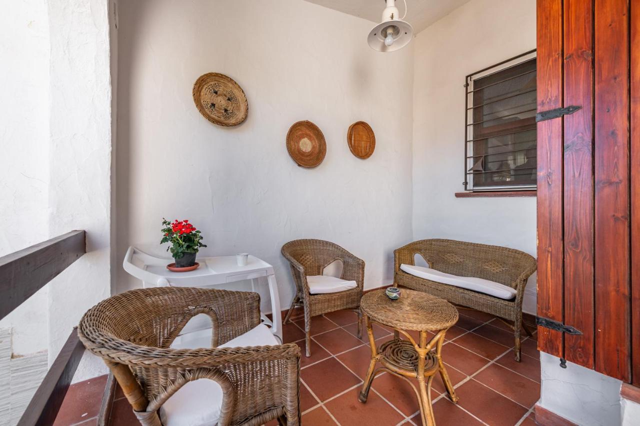 Damiano Holiday House Porto Columbu - Perd'E Sali Extérieur photo